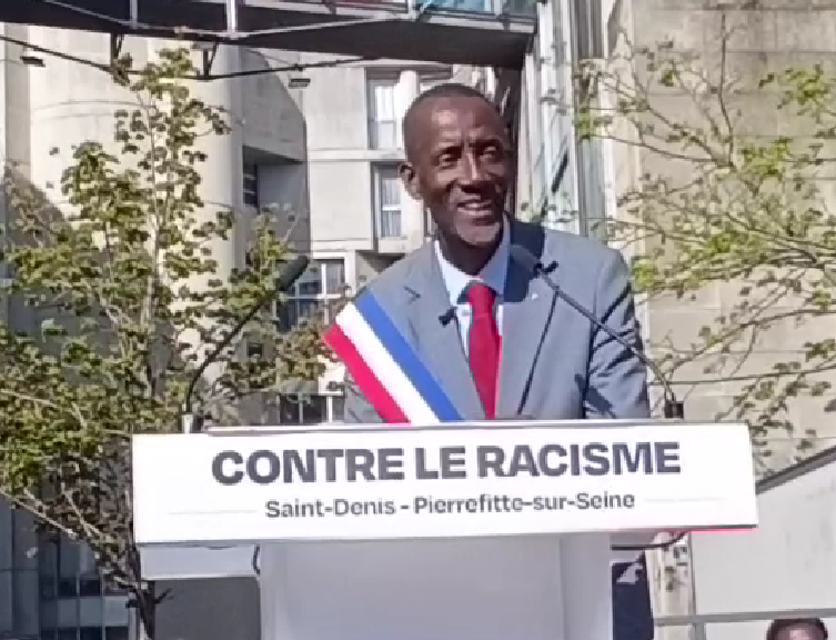 Une Marrée Humaine pour Bally Bagayoko